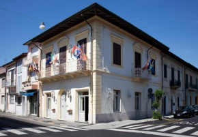 Hotel La Petite Maison, Viareggio, Viareggio
